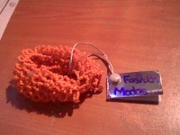 Pulseira de missangas e com pedrinhas da lua